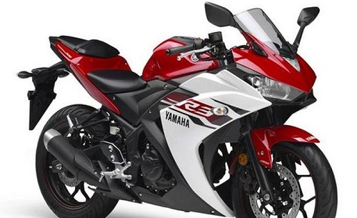 Yamaha R3 Merah