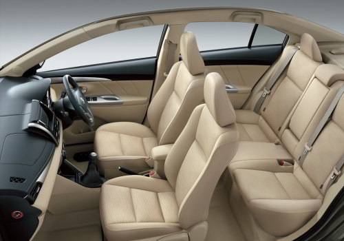 Interior dalam Mobil Toyota New Vios