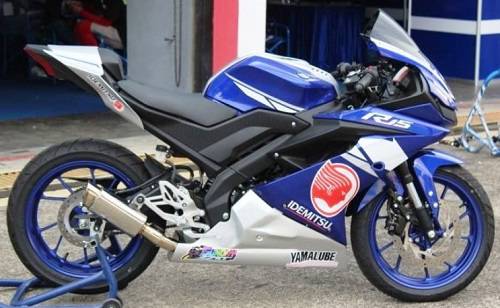 modifikasi Yamaha R15 Racing