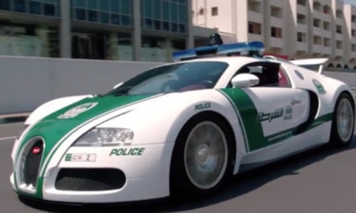 Mobil Polisi Tercepat Buggati Veyron